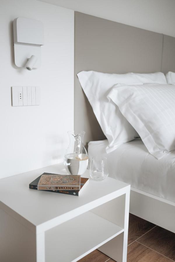 Sea Breeze Aparthotel Caorle Bagian luar foto