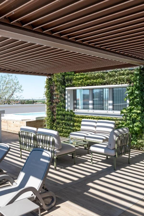 Sea Breeze Aparthotel Caorle Bagian luar foto