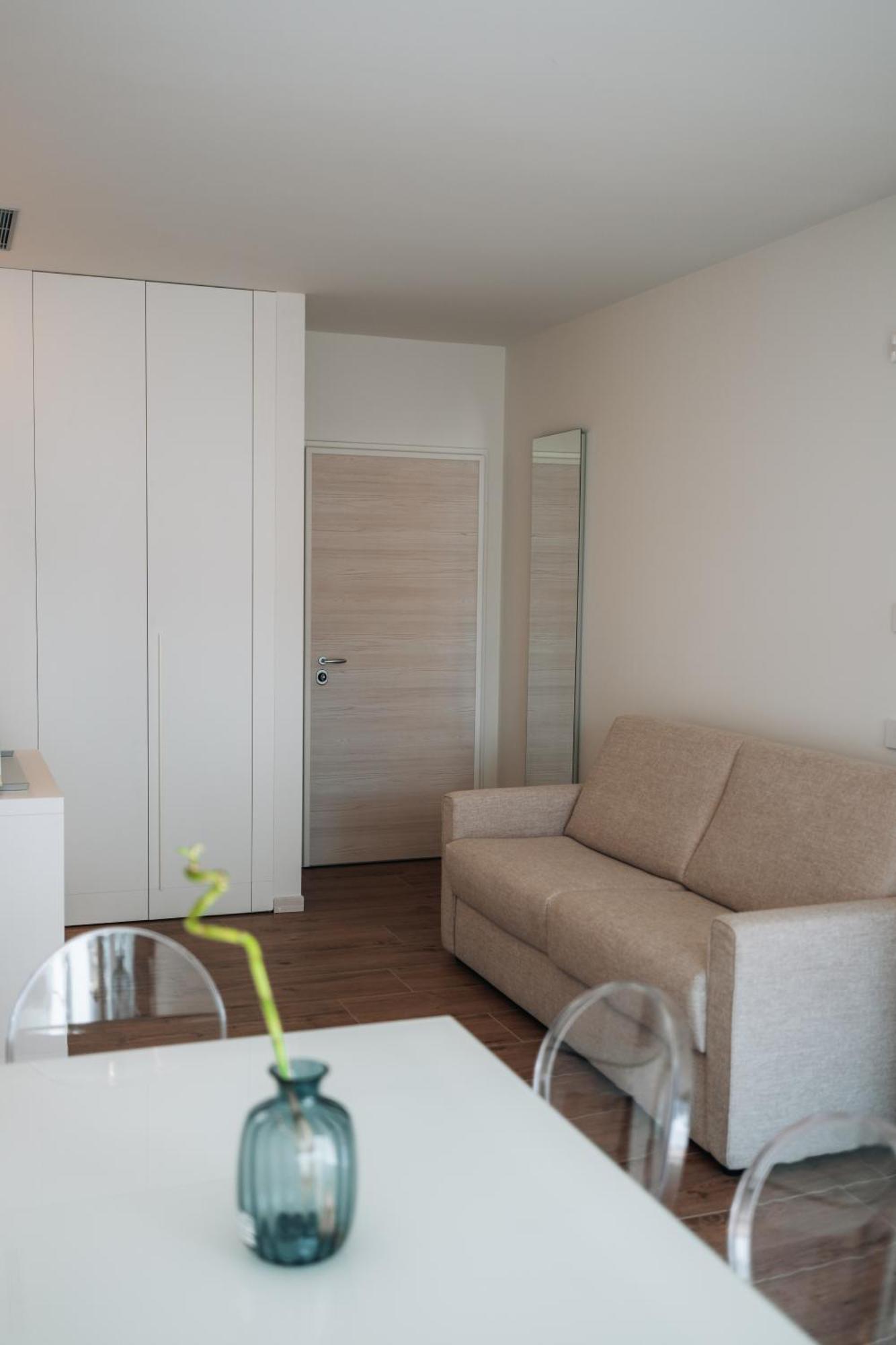 Sea Breeze Aparthotel Caorle Bagian luar foto