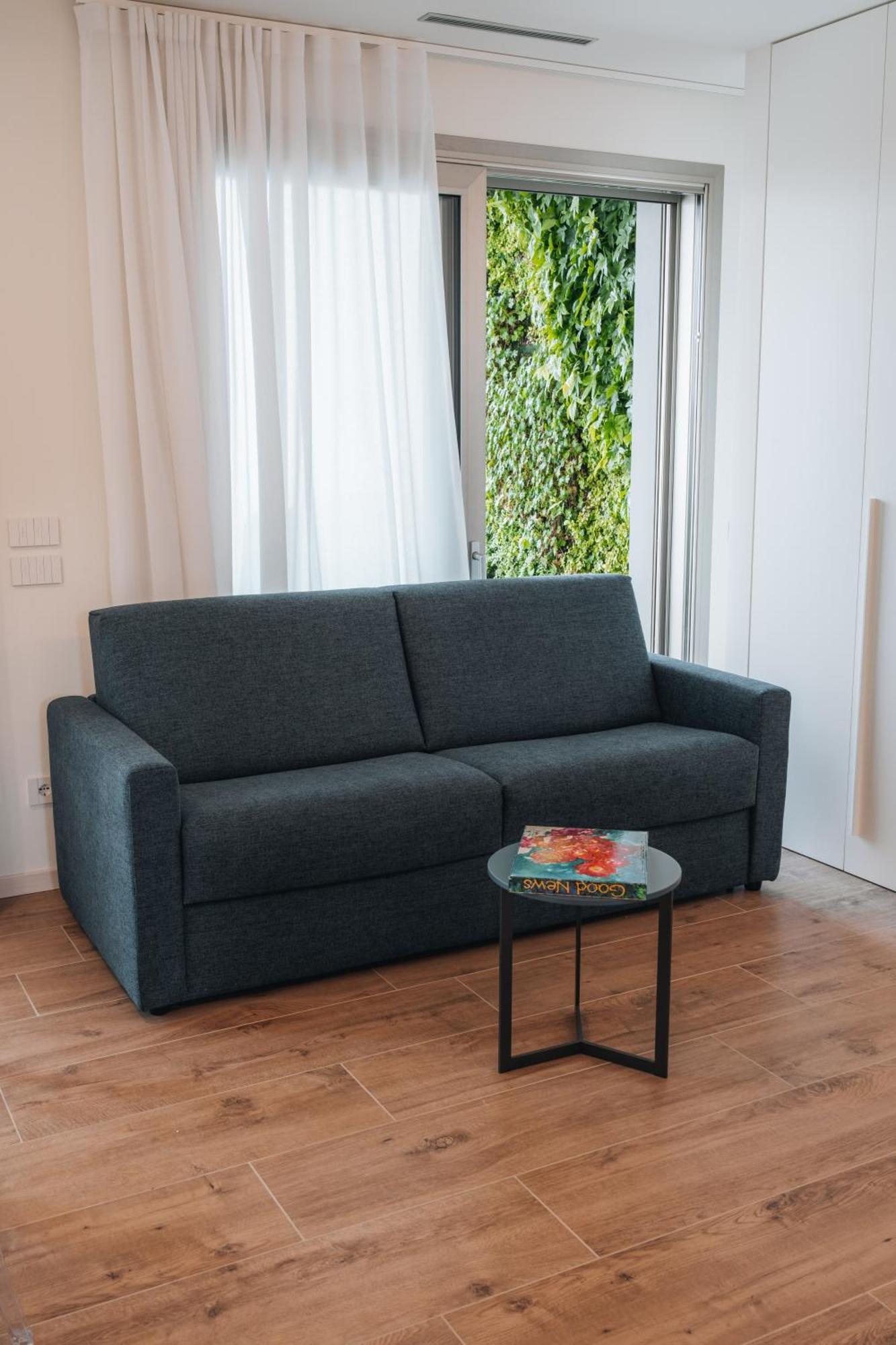 Sea Breeze Aparthotel Caorle Bagian luar foto